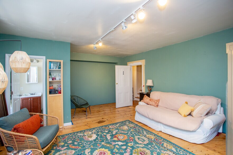 More Photos Of 45 Bridge St, Lambertville Storefront Retail Office For Sale