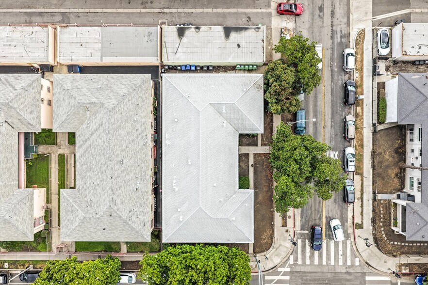 More Photos Of 4936 Coliseum St, Los Angeles Multifamily For Sale