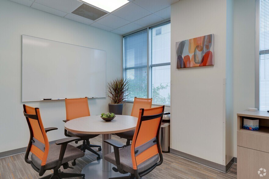 More Photos Of 245 Riverside Ave, Jacksonville Coworking Space