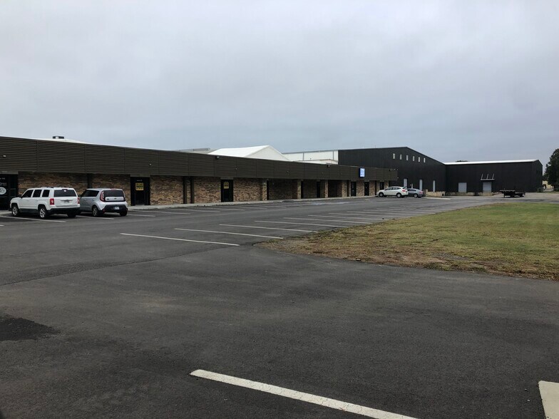 Primary Photo Of 700 S German Ln, Conway Manufacturing For Lease