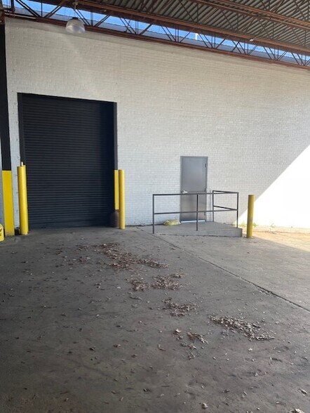 More Photos Of 921 Princess St, Wilmington Warehouse For Lease