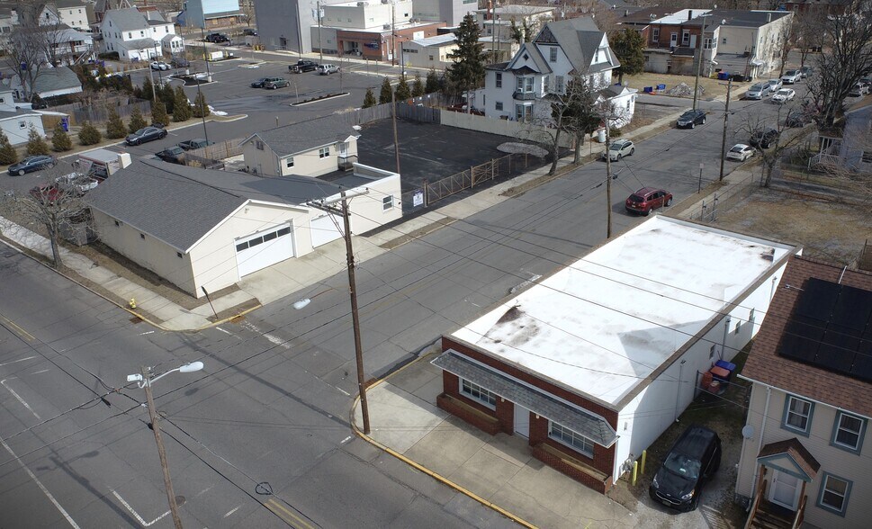 More Photos Of 427 Buck St, Millville Auto Repair For Sale