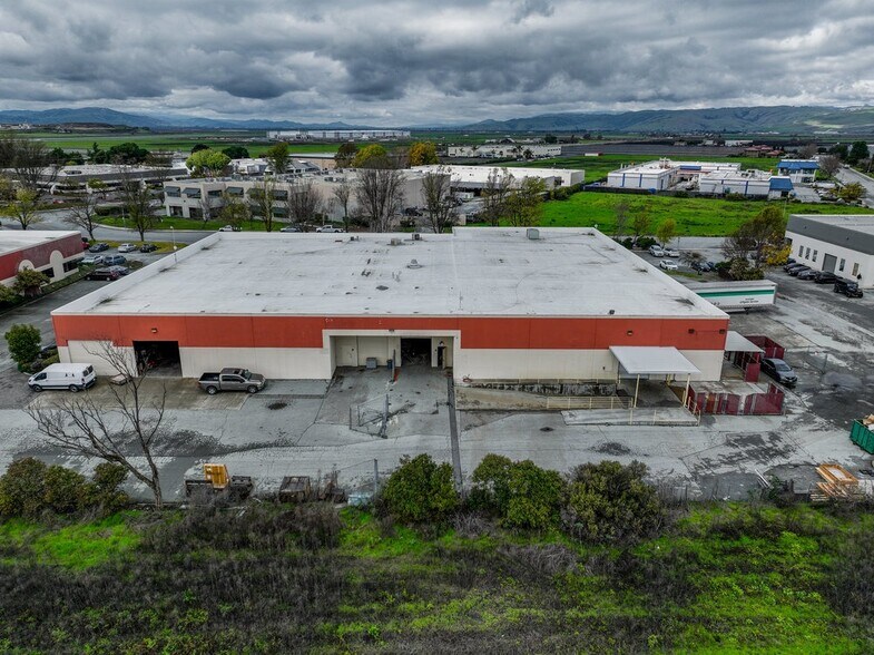 More Photos Of 255 Apollo Way, Hollister Warehouse For Lease