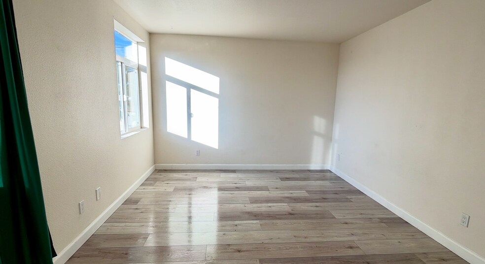 More Photos Of 51 Mendocino St, Vallejo Multifamily For Sale