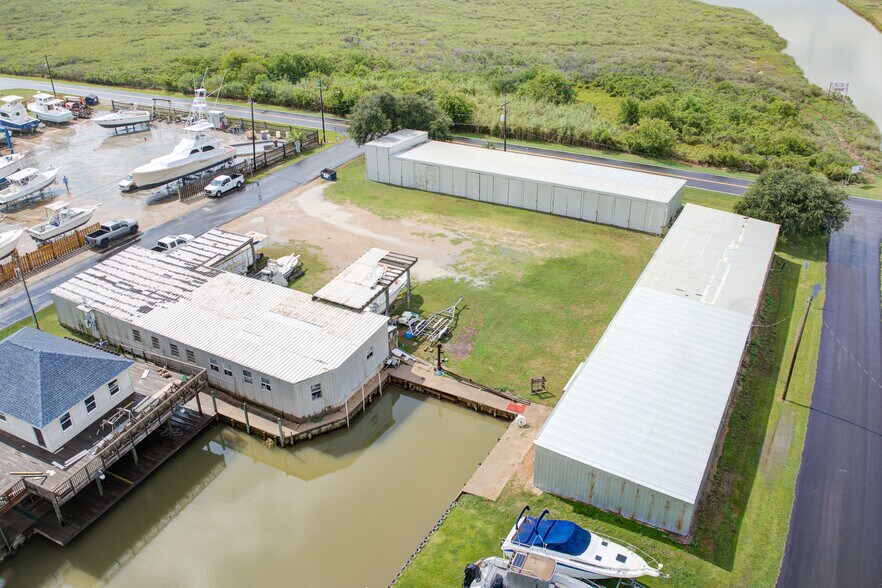 More Photos Of 205 Marine Way, Freeport Self Storage For Sale