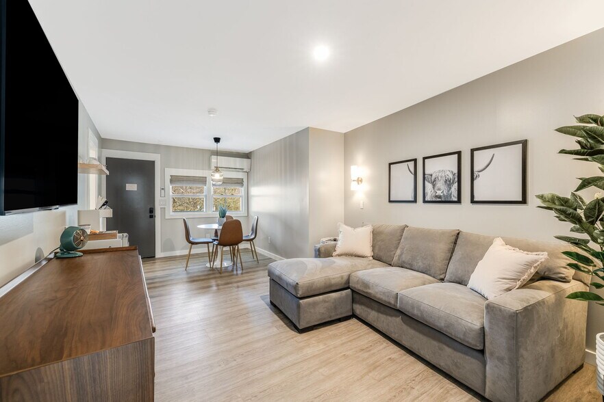 More Photos Of 4102 Soco Rd, Maggie Valley Hotel For Sale