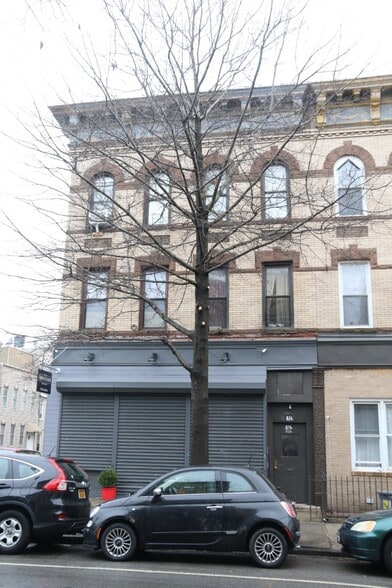 Primary Photo Of 516 Onderdonk Ave, Ridgewood Multifamily For Sale