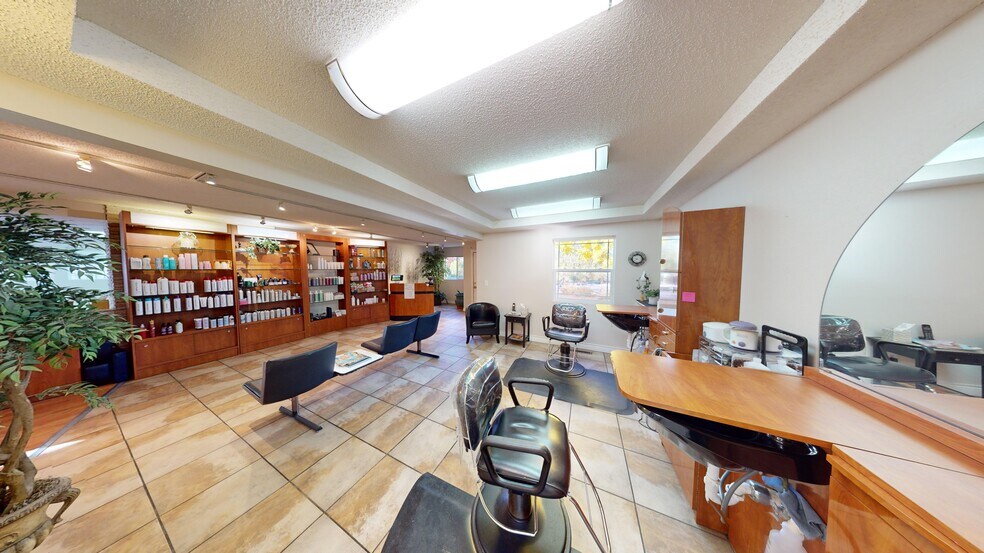 More Photos Of 191 Wyoming St, Lander Office For Sale