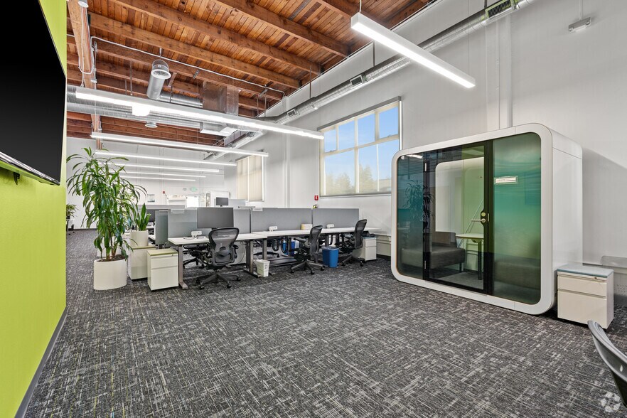 More Photos Of 699 Veterans Blvd, Redwood City Office For Lease