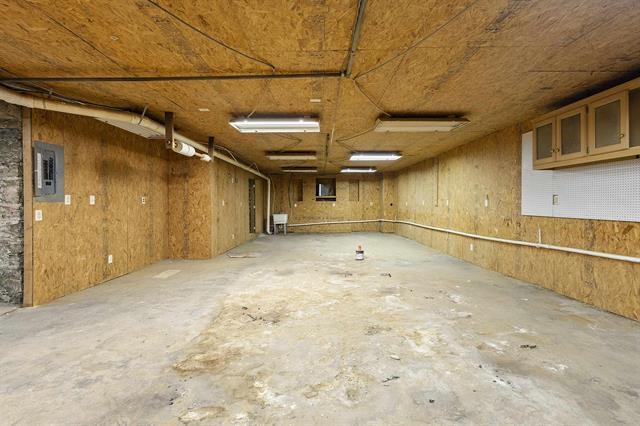 More Photos Of 408 Dousman St, Green Bay Storefront Retail Residential For Sale