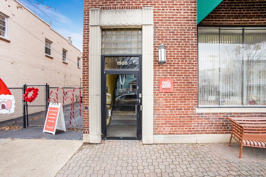 More Photos Of 1908 Mt. Vernon Ave, Alexandria Storefront Retail Office For Sale