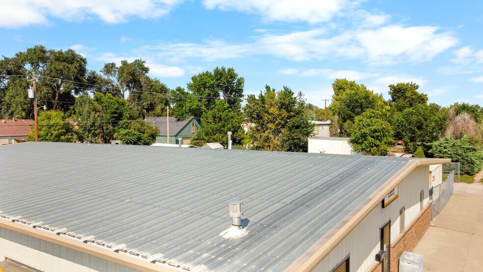 More Photos Of 603 E 2nd St, Ogallala Showroom For Sale