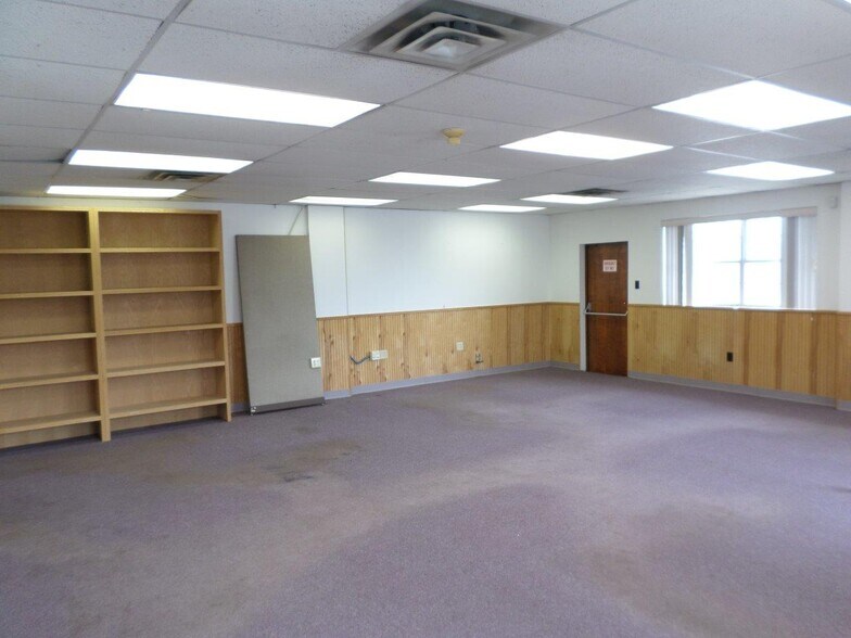 More Photos Of 920 Oak St, Scranton Medical For Sale