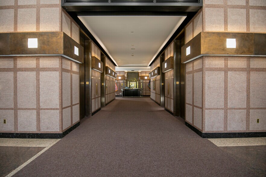 More Photos Of 333 Glen St, Glens Falls Office For Lease