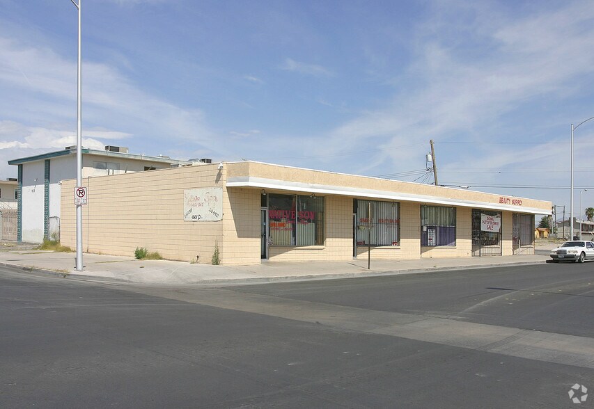 More Photos Of 1301-1309 D St, Las Vegas Freestanding For Sale