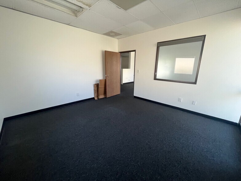 More Photos Of 22706-22762 Aspan St, Lake Forest Unknown For Lease