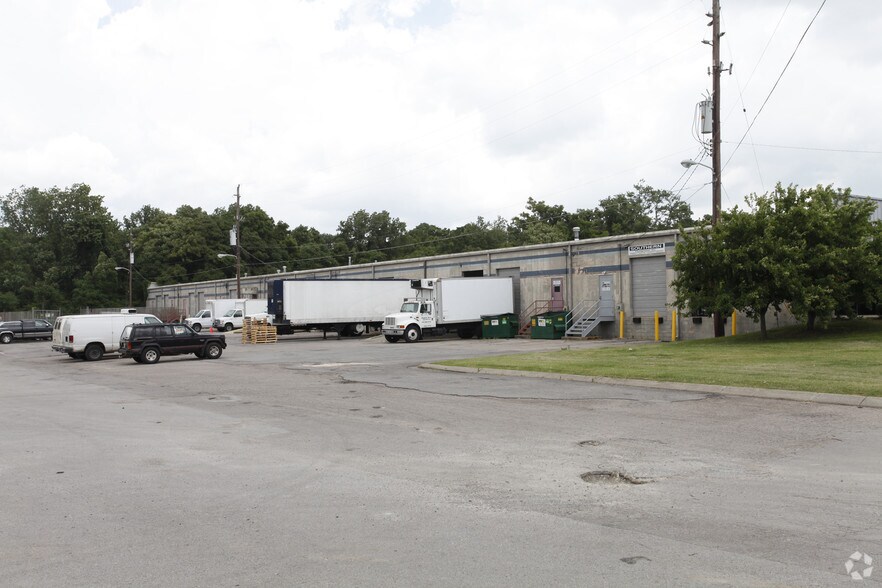 More Photos Of 1100-1120 Elm Hill Pike, Nashville Light Manufacturing For Lease