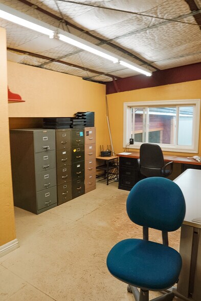 More Photos Of 50 N 2nd E, Soda Springs Convenience Store For Sale