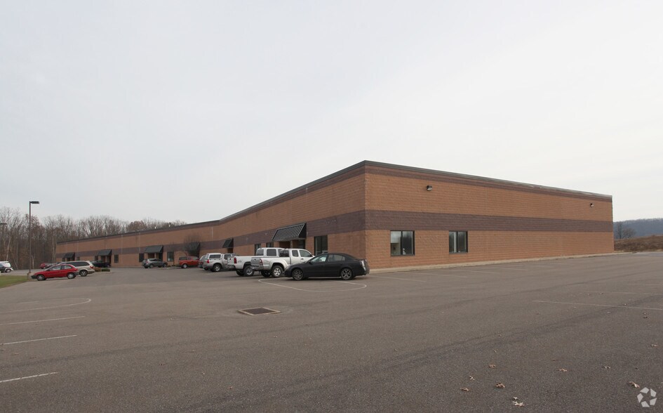 Primary Photo Of 70 Hillside Dr, Drums Flex For Lease