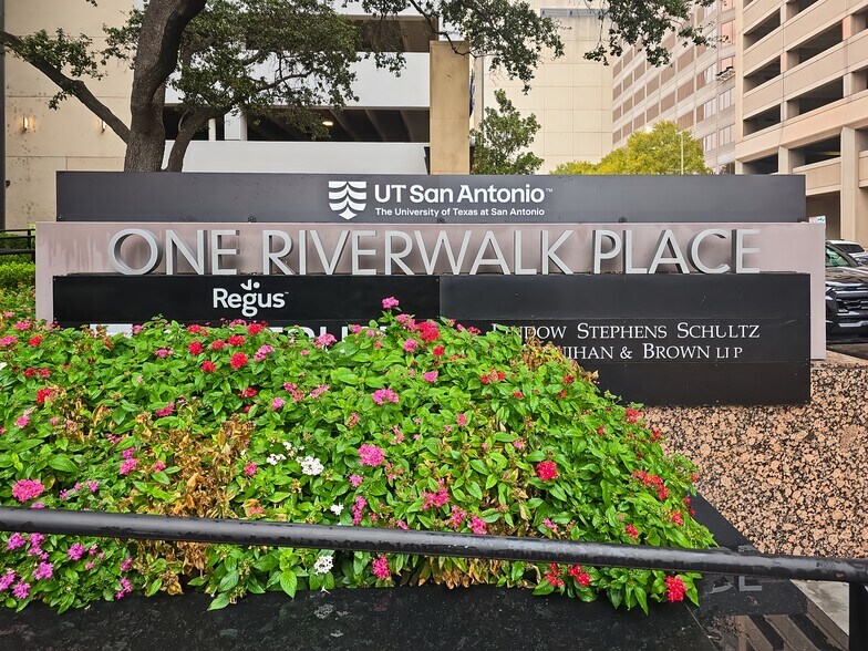 More Photos Of 700 N Saint Marys St, San Antonio Coworking Space