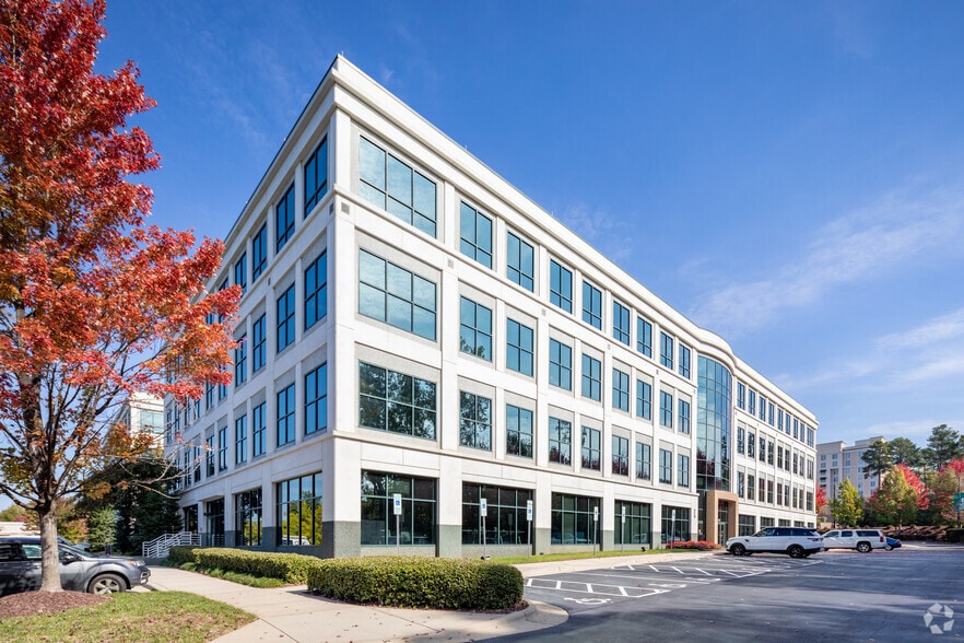 More Photos Of 8020 Arco Corporate Dr, Raleigh Unknown For Lease