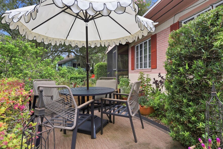 More Photos Of 642 Harwood St, Orlando Apartments For Sale