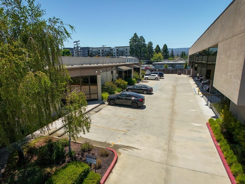 More Photos Of 550 Price Ave, Redwood City Office For Sale