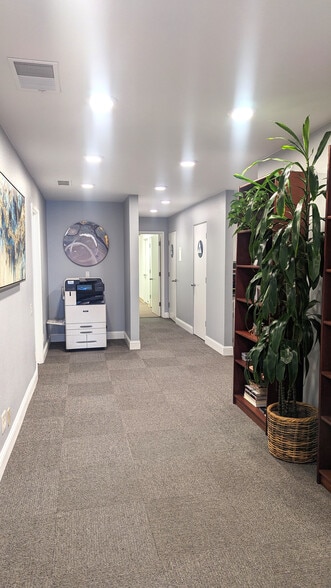 More Photos Of 616 E Chapel St, Santa Maria Office For Sale