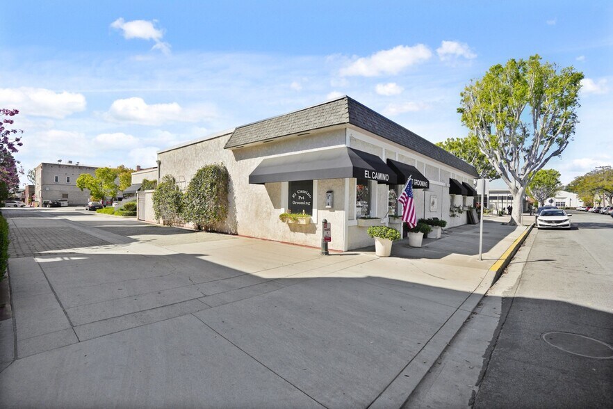 More Photos Of 301-307 El Camino Real, Tustin General Retail For Sale