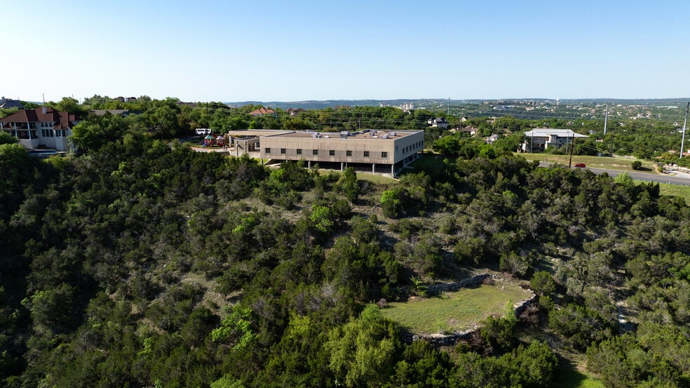 More Photos Of 8100 Bee Cave Rd, Austin Schools For Sale