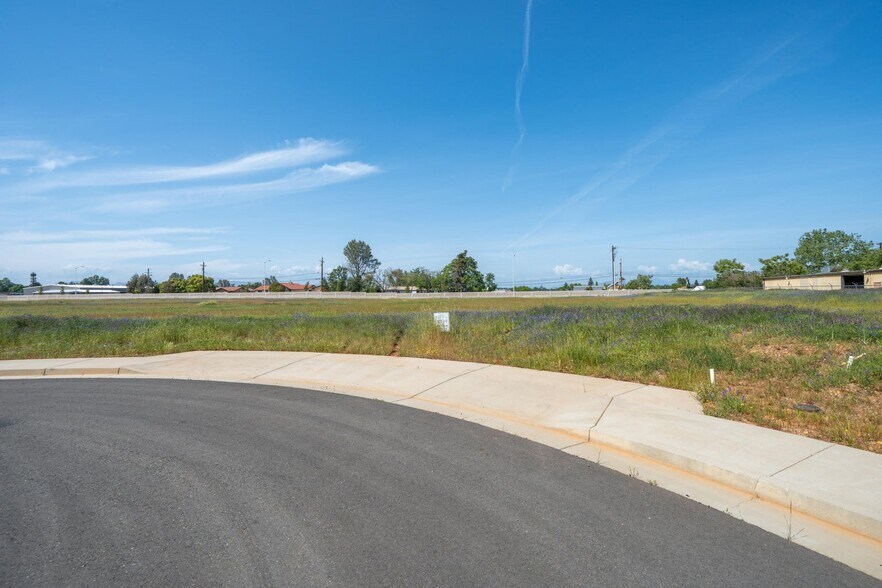 More Photos Of Rancho Industrial Park, Redding Land For Sale