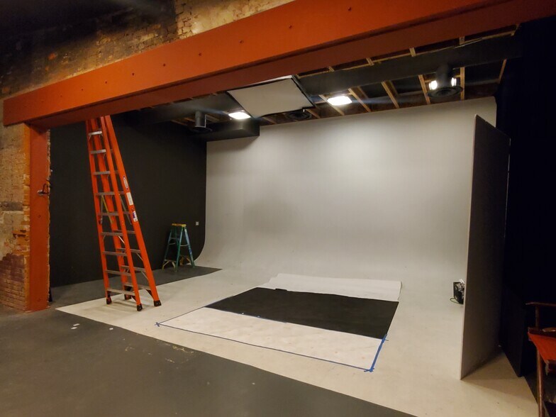 More Photos Of 208 Main St, Lewiston Loft Creative Space For Sale