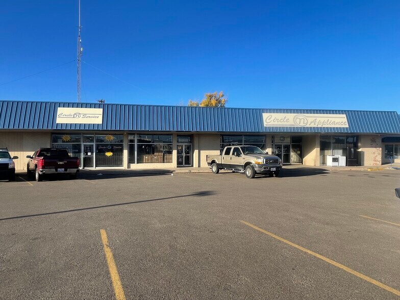 More Photos Of 2803-2823 Civic Cir, Amarillo Storefront For Lease