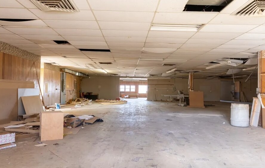 More Photos Of 166 Summit St, Mohawk Warehouse For Sale