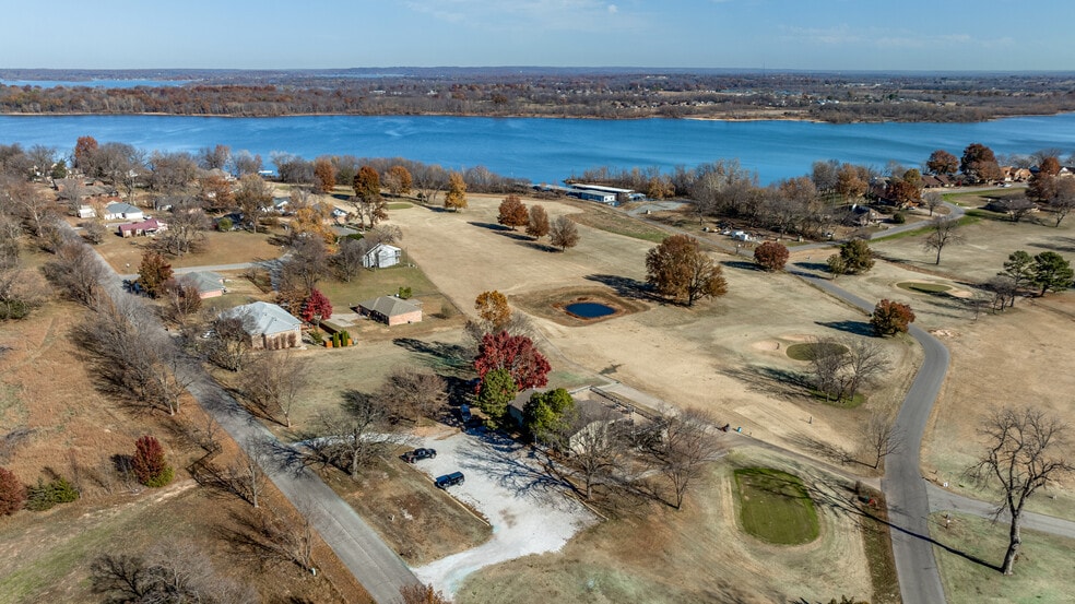 More Photos Of 519 Quail Run Rd, Grove Golf Course Driving Range For Sale