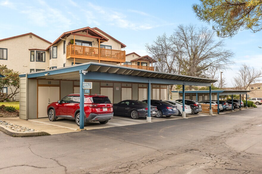 More Photos Of 2701 Sierra Sunrise Ter, Chico Apartments For Sale