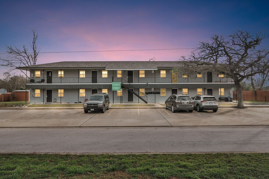 Primary Photo Of 306 Calhoun Dr, Rockdale Apartments For Sale