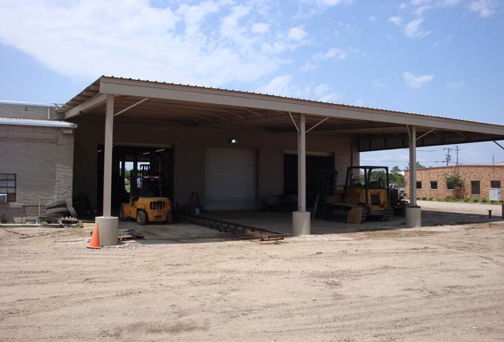 More Photos Of 2591 NE 28th St, Fort Worth Manufacturing For Lease