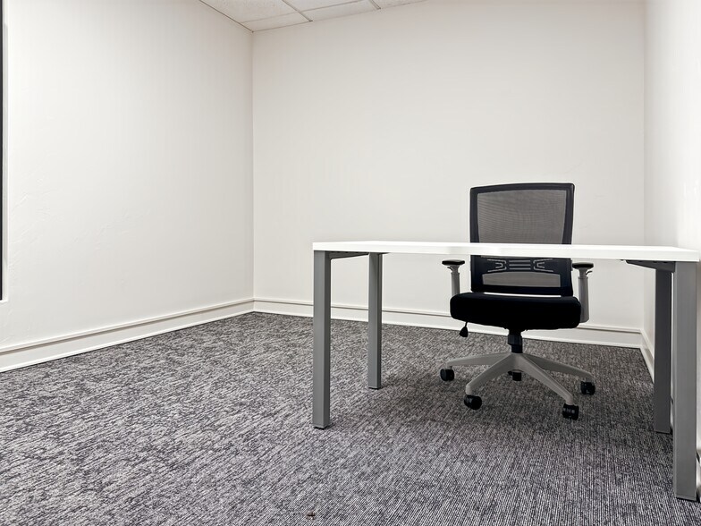 More Photos Of 201 Robert S Kerr Ave, Oklahoma City Coworking Space