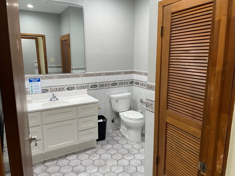 More Photos Of , Spring Unknown For Sale