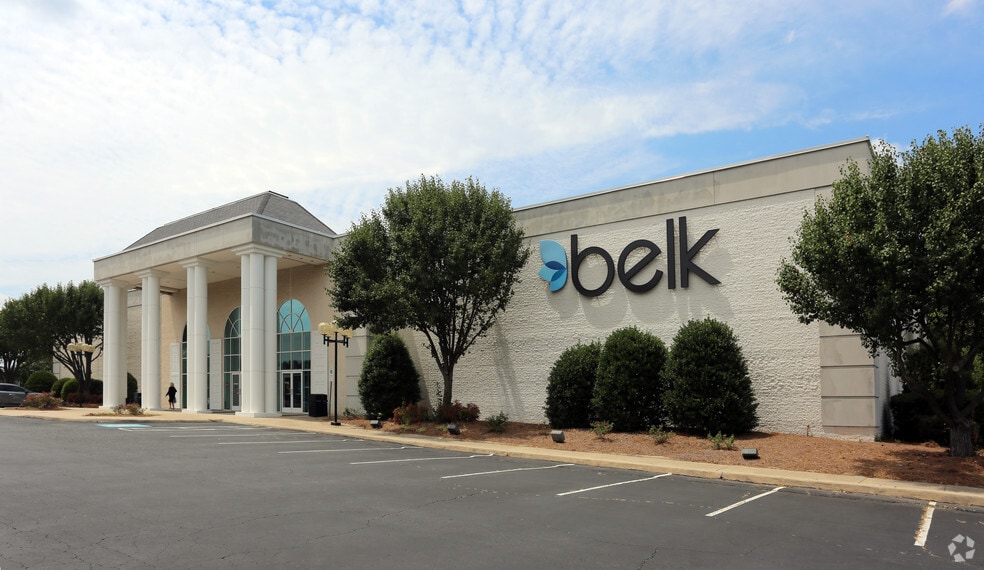 More Photos Of 15-69 Plaza Pky, Lexington Unknown For Lease