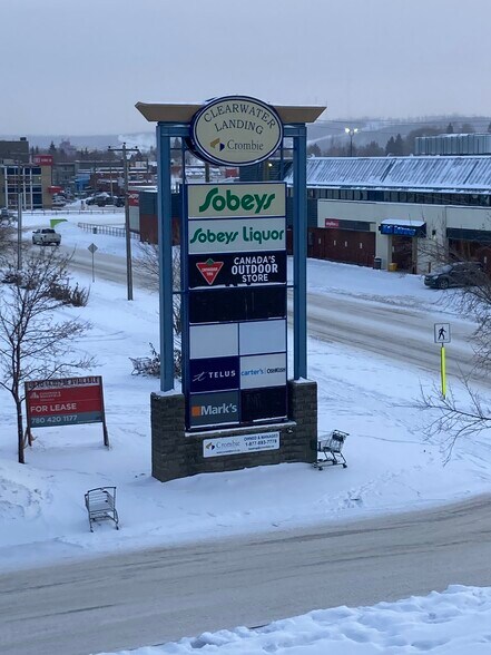 More Photos Of 19 Riedel St, Fort McMurray Unknown For Lease