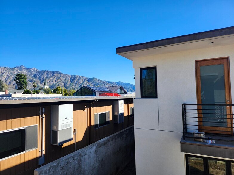 More Photos Of 438-440 N Oak Ave, Pasadena Apartments For Sale