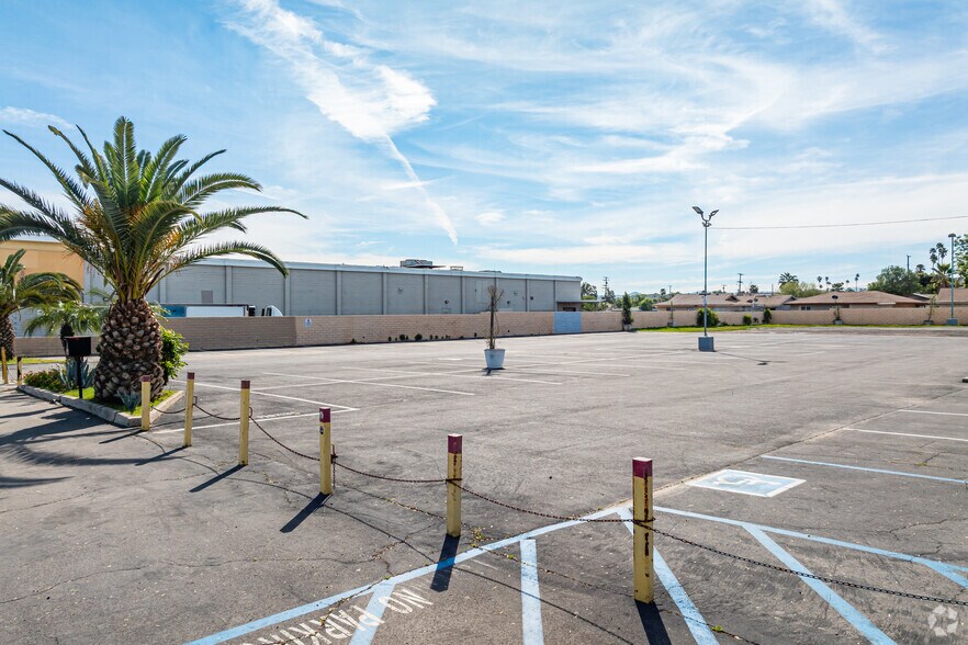 More Photos Of 10390 Arlington Ave, Riverside Land For Lease