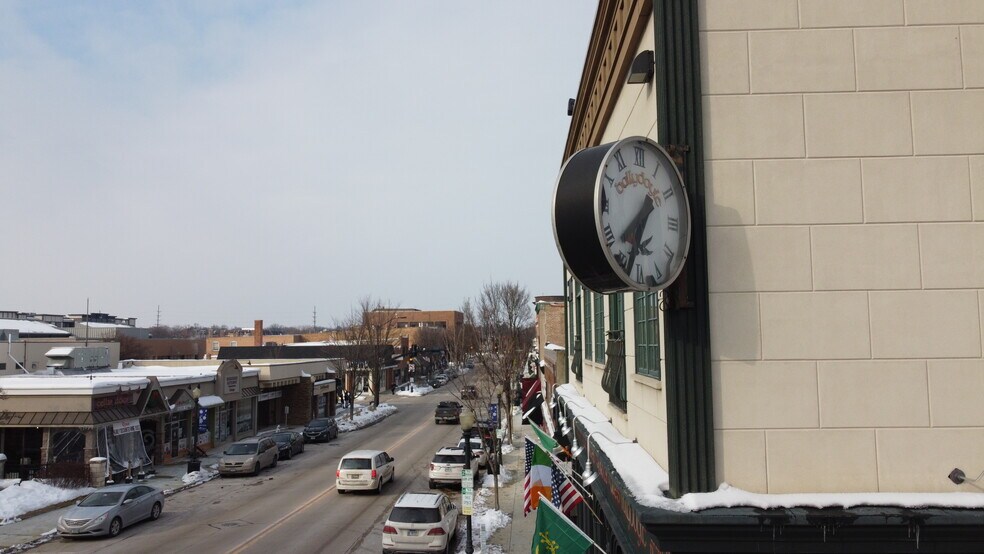 More Photos Of 5157 Main St, Downers Grove Office For Lease