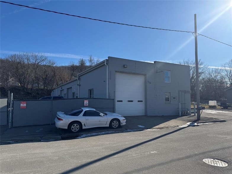 More Photos Of 38 Hall St, Binghamton Industrial For Sale