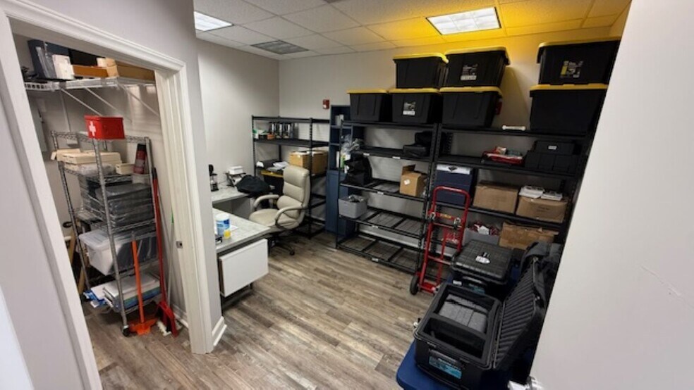 More Photos Of 19824 W Catawba Ave, Cornelius Medical For Lease