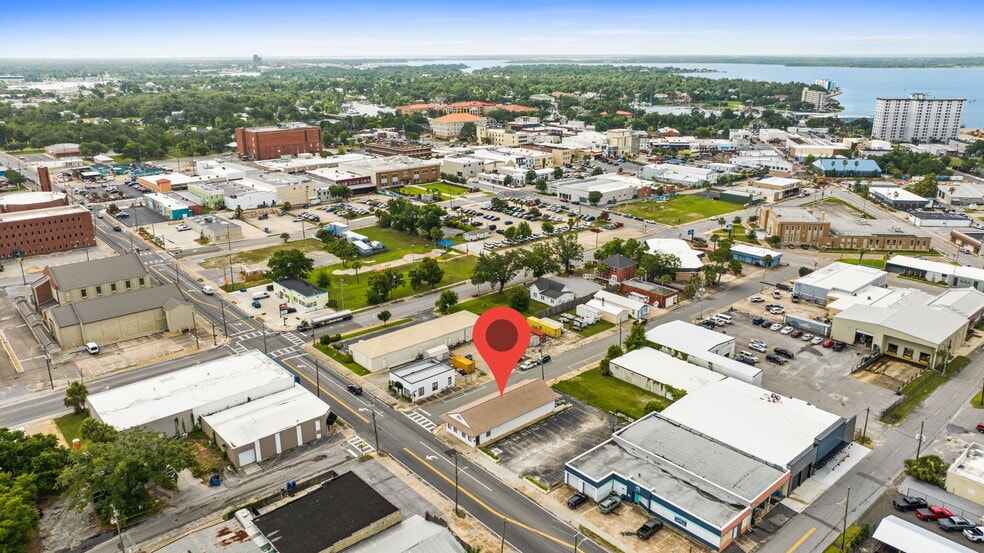 More Photos Of 215 W 6th St, Panama City Medical For Lease