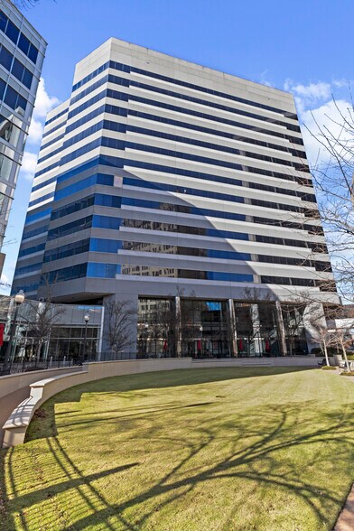 More Photos Of 188 E Capitol St, Jackson Office For Lease