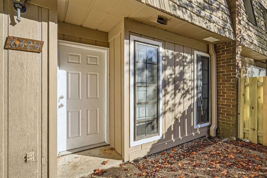 More Photos Of 6424 Woodstone Way, Morrow Specialty For Sale